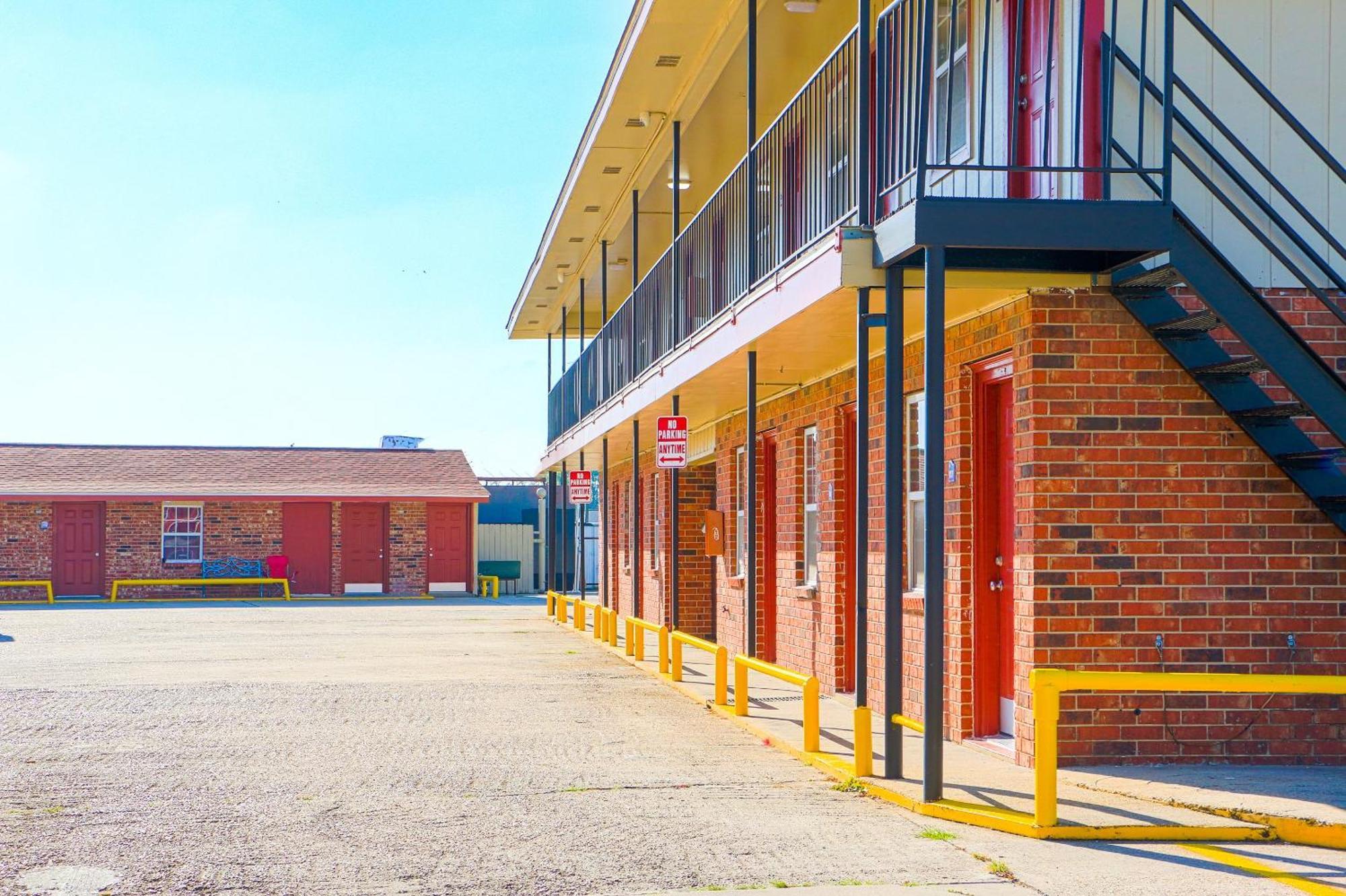 Economy Inn By Oyo Lockport Near Houma Экстерьер фото